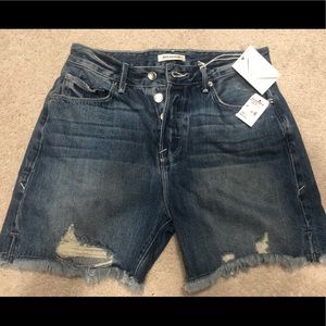 Good American jean shorts